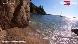 Luna tüzes strand szopása majdnem lebukás kockázattal