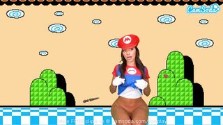 Nagy seggű Mario cosplay squirt orgazmussal robban