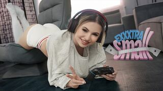 Szexi mostohalány rátalál mostohabátyja hatalmas farkára