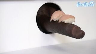 Nagy mellű milf-ek glory hole szopás orgia