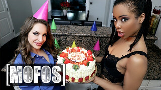 Kimmy Granger Kira Noir szülinapi punci parti